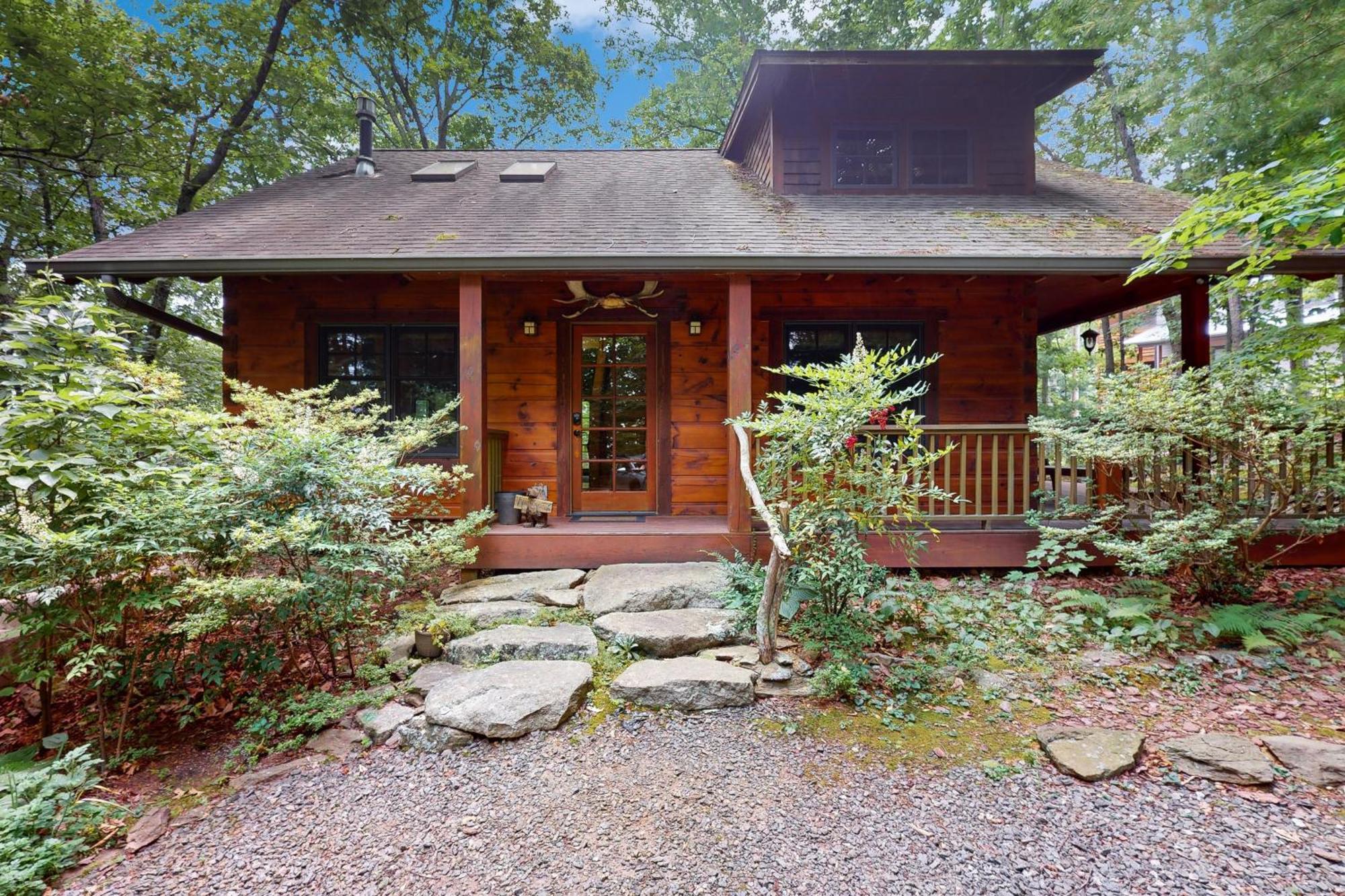 Elkhorn Cabin & Eagles Wing Lodge Asheville Eksteriør billede